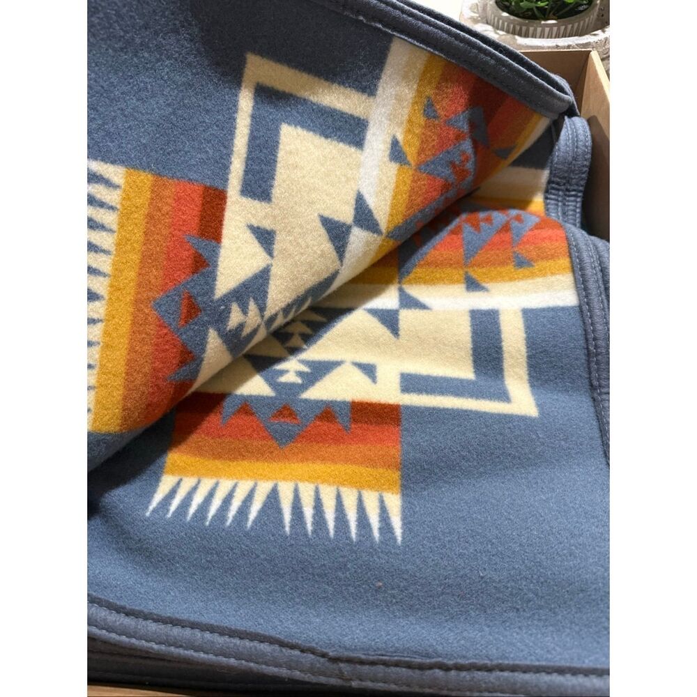 NWT Pendleton Beaver State Chief Joseph Wool Blend Blanket Slate Multi 64"x80" - Picture 12 of 14